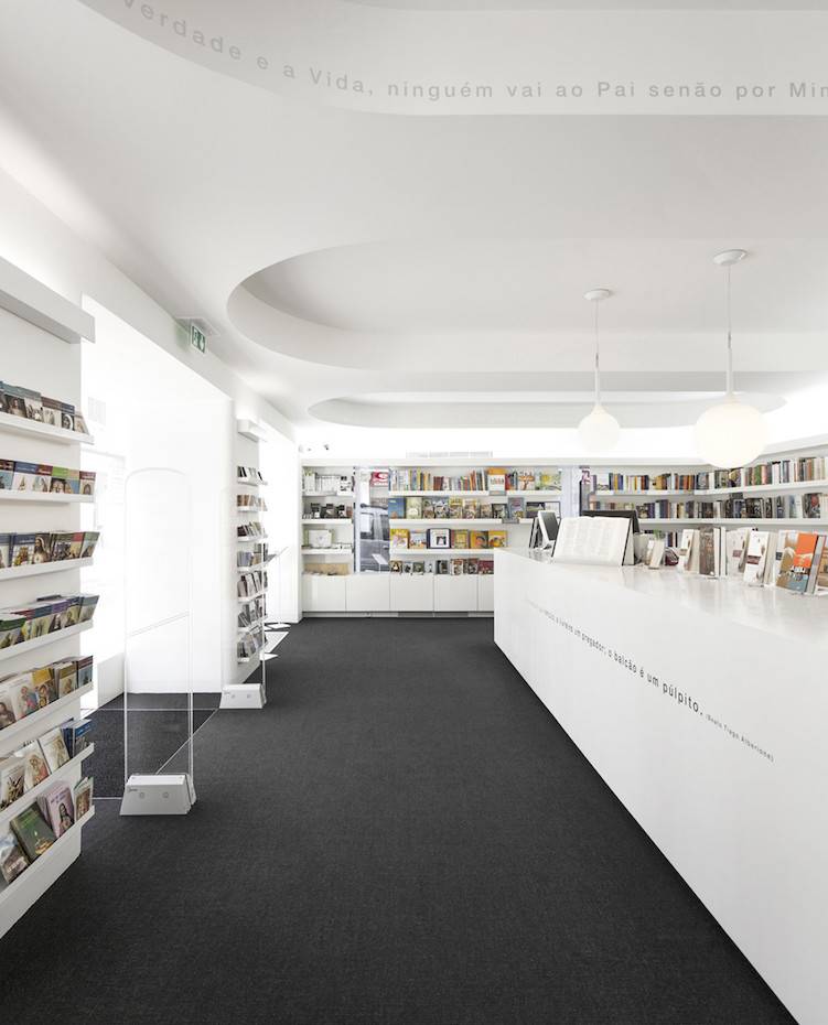 Librería Paulus, Lisboa (Portugal). Site Specific Arquitectura